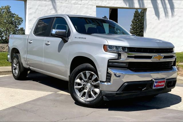 Used 2020 Chevrolet Silverado 1500 LT AWD/4WD image 2