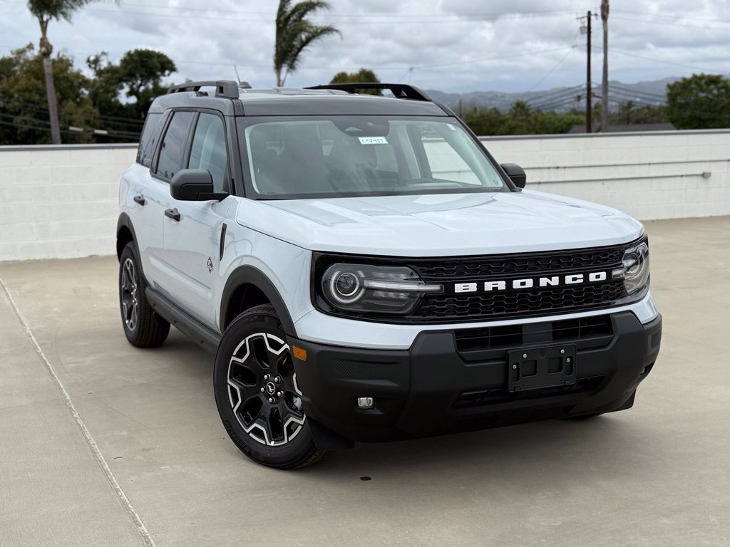 New 2026 Ford Bronco Sport Outer Banks w/ Outer Banks Tech Package+ AWD/4WD image 2