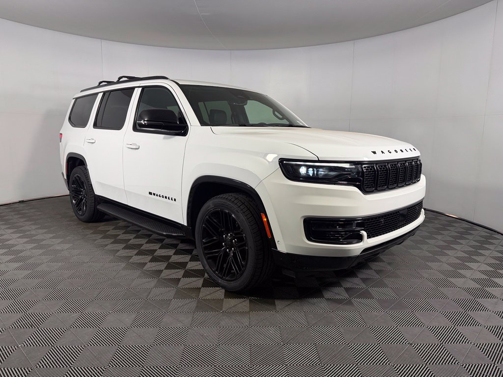 Used 2023 Jeep Wagoneer Series II AWD/4WD image 5