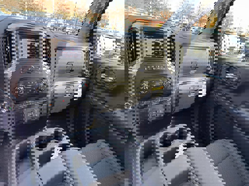 New 2026 Chevrolet Silverado 1500 Custom image 26