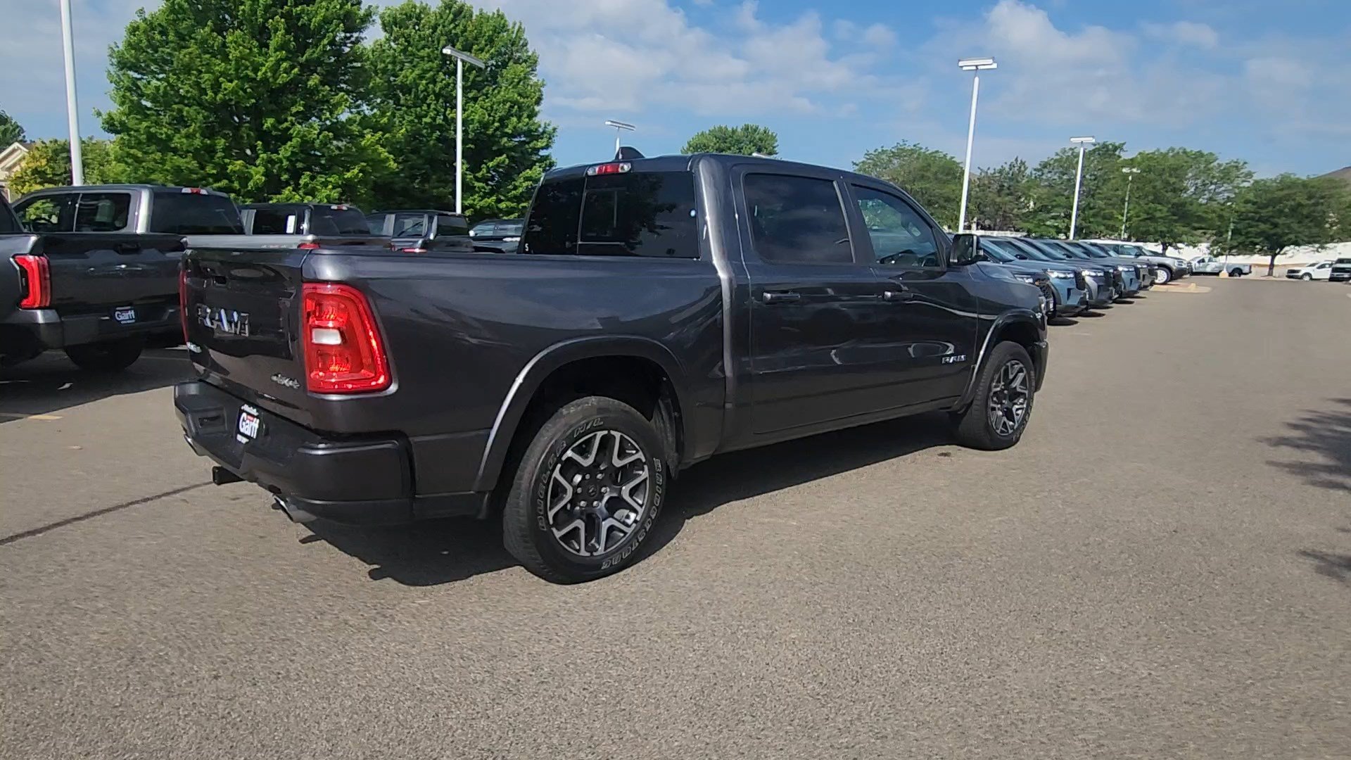 Used 2025 RAM 1500 Laramie w/ Sport Appearance Package AWD/4WD image 5