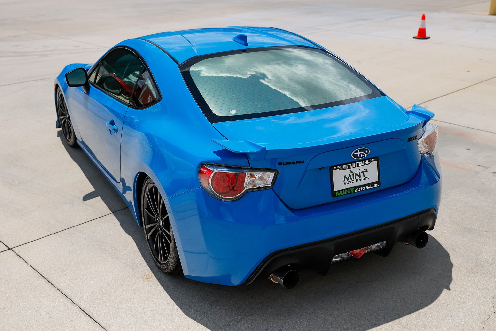 Used 2016 Subaru BRZ Series.HyperBlue RWD image 8