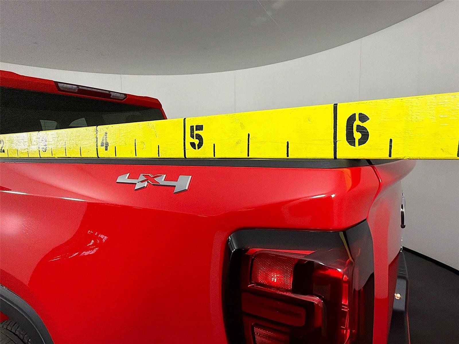 New 2026 GMC Sierra 1500 Elevation image 32