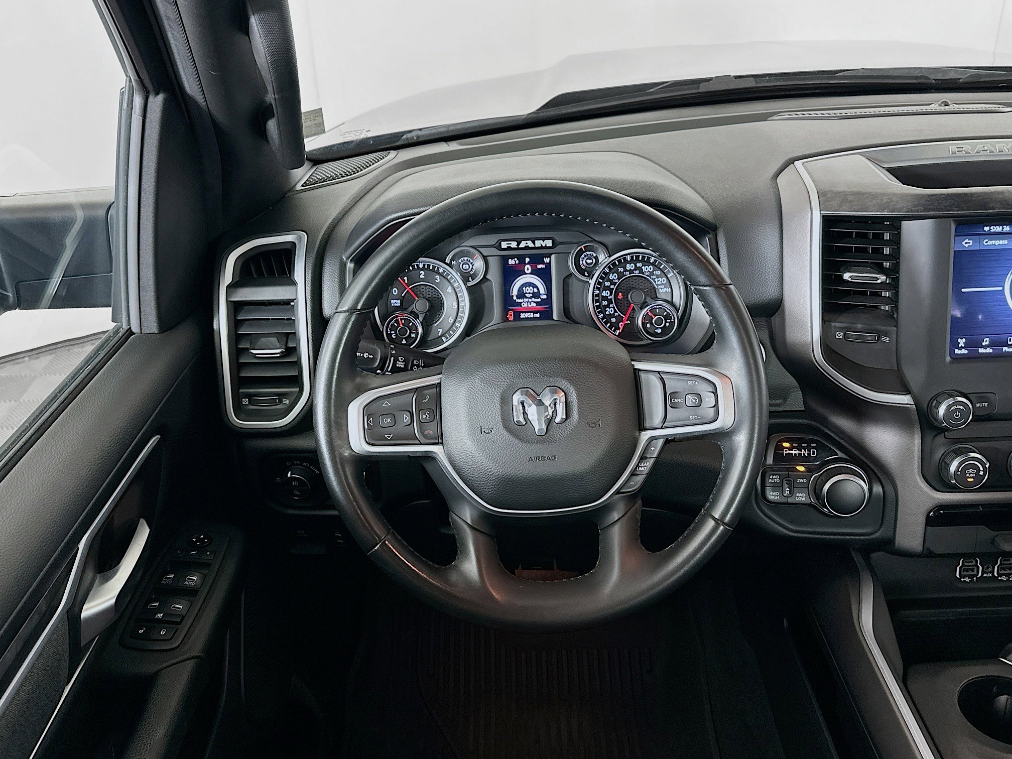 Used 2021 RAM 1500 Big Horn image 17