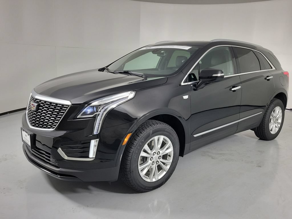 Certified 2023 Cadillac XT5 Luxury FWD image 2