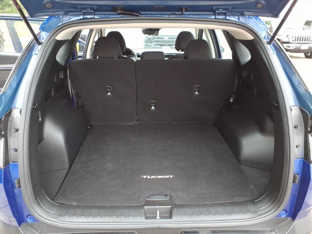Used 2023 Hyundai Tucson SE AWD/4WD image 9