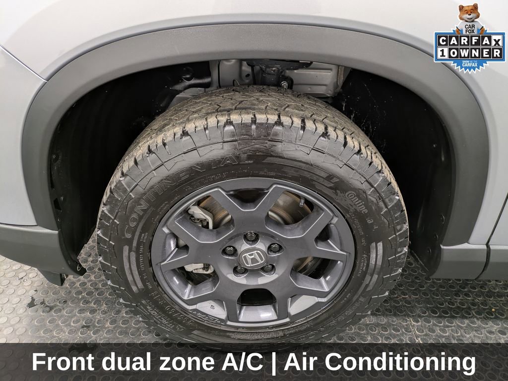Certified 2025 Honda Pilot TrailSport image 9