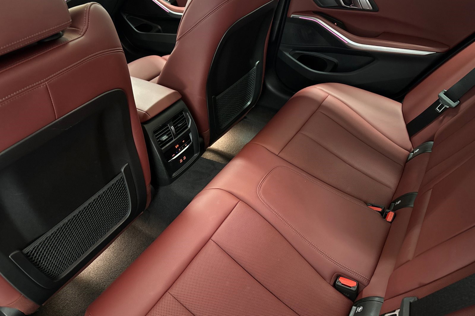 Used 2023 BMW 330i Sedan w/ Parking Assistance Package image 26