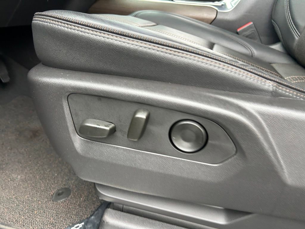Used 2024 Chevrolet Silverado 1500 High Country image 50
