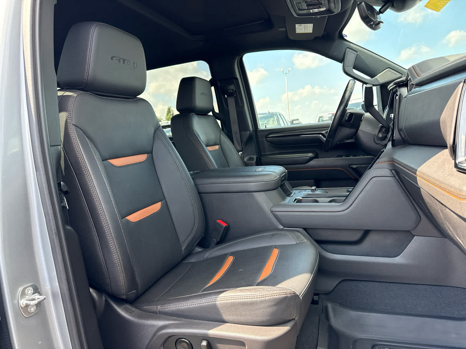 Certified 2024 GMC Sierra 3500 AT4 w/ AT4 Premium Plus Package AWD/4WD image 25