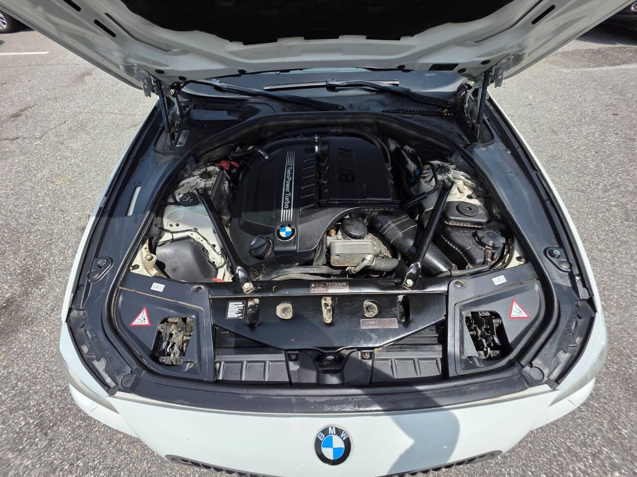 Used 2011 BMW 535i xDrive Sedan AWD/4WD image 14