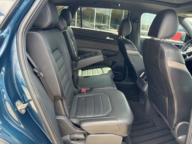 Used 2022 Volkswagen Atlas Cross Sport SEL Premium R-Line image 9