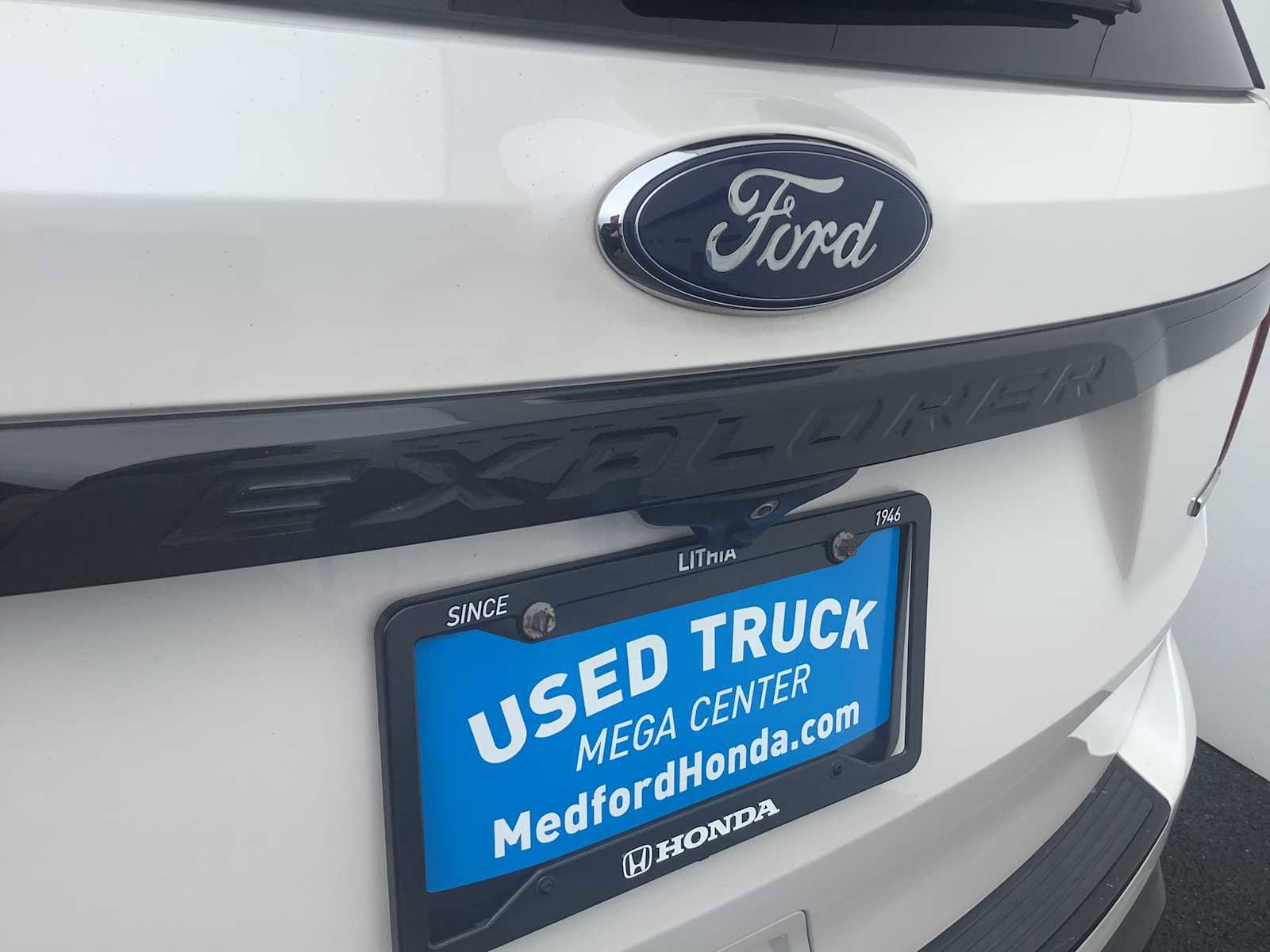 Used 2018 Ford Explorer Sport w/ Equipment Group 401A image 7