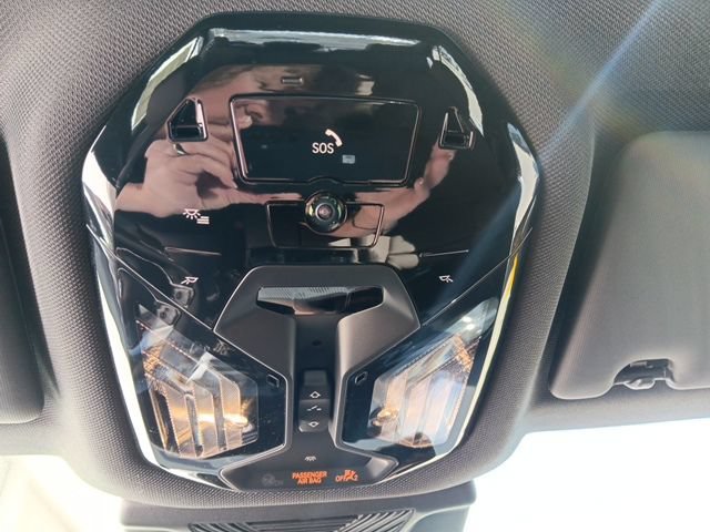 New 2025 BMW 530i xDrive w/ Premium Package AWD/4WD image 24