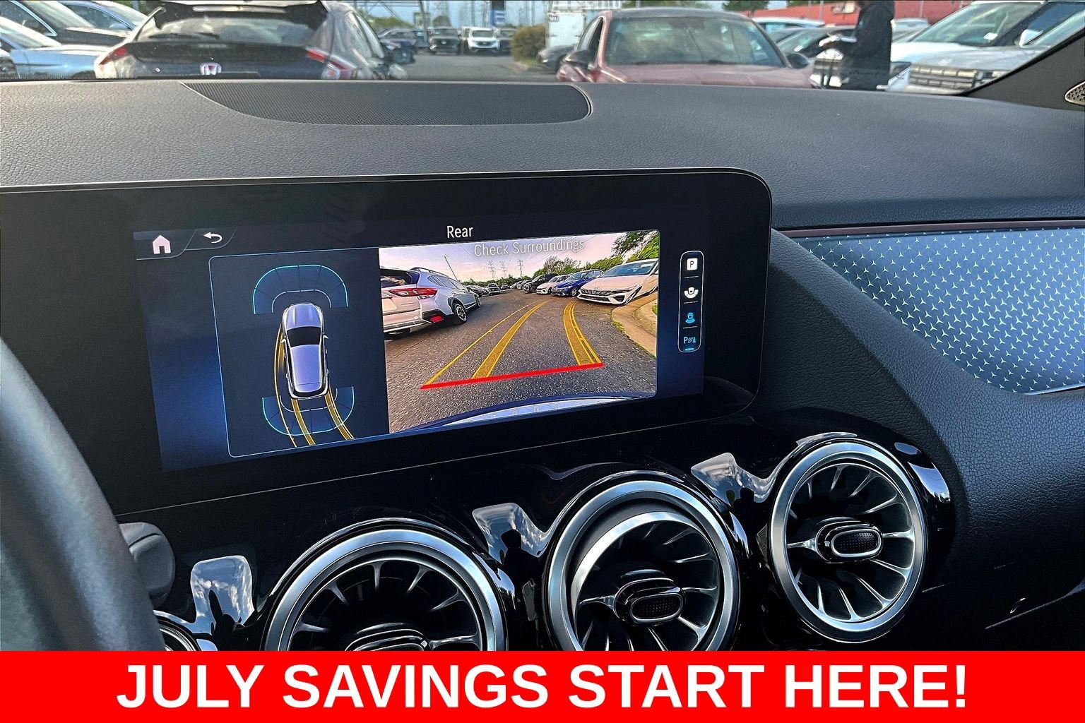 Used 2025 Mercedes-Benz GLA 250 4MATIC image 17
