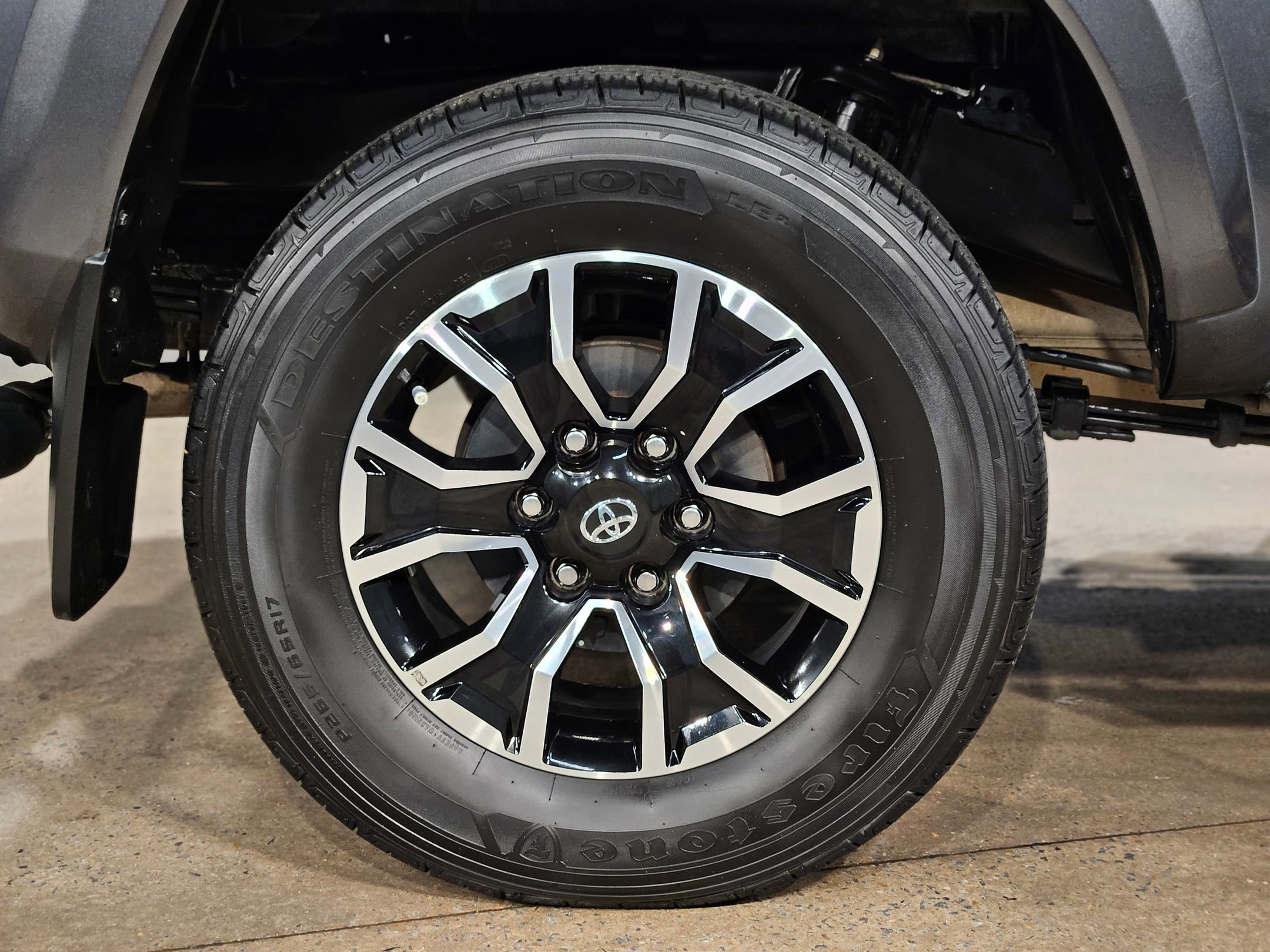 Used 2022 Toyota Tacoma TRD Sport image 17