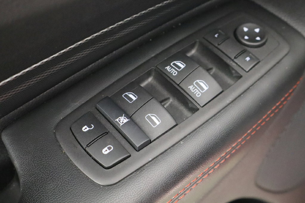 Used 2025 Dodge Durango GT AWD/4WD image 22