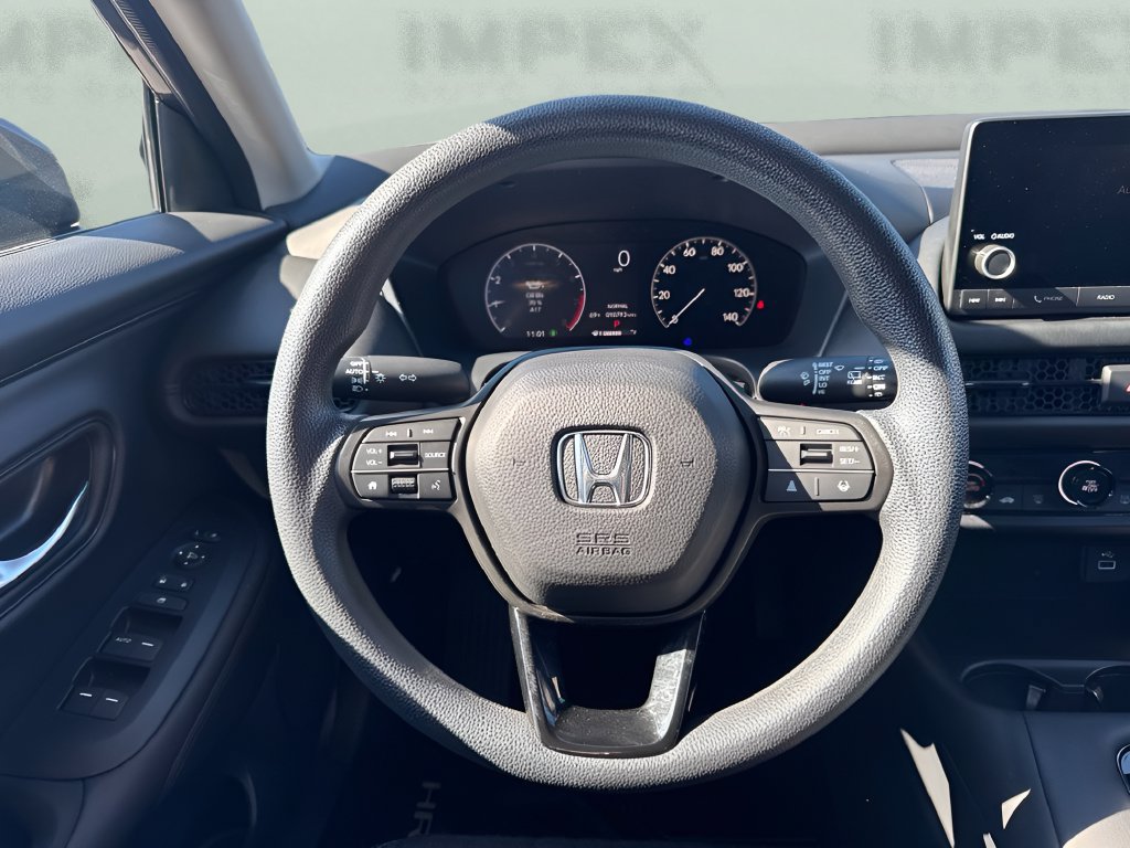 Used 2025 Honda HR-V LX image 13
