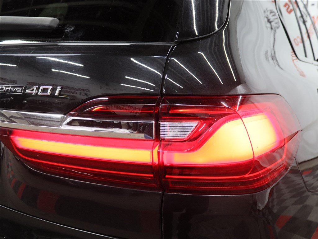 Used 2019 BMW X7 xDrive40i w/ Premium Package AWD/4WD image 13