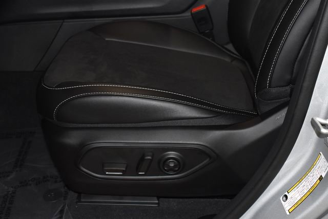 New 2025 Jeep Grand Cherokee Altitude image 11