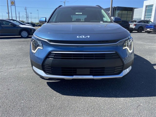 New 2025 Kia Niro EX image 6