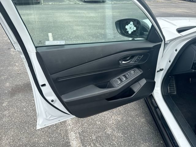Used 2023 Honda Accord Sport image 38