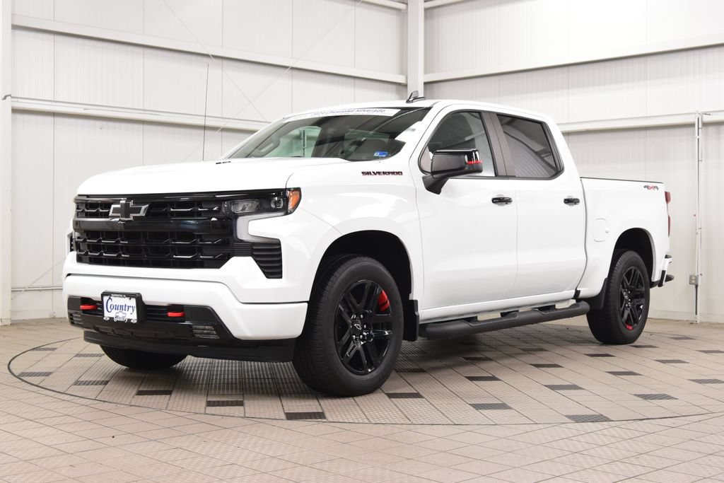 Used 2024 Chevrolet Silverado 1500 RST w/ Redline Edition AWD/4WD image 3