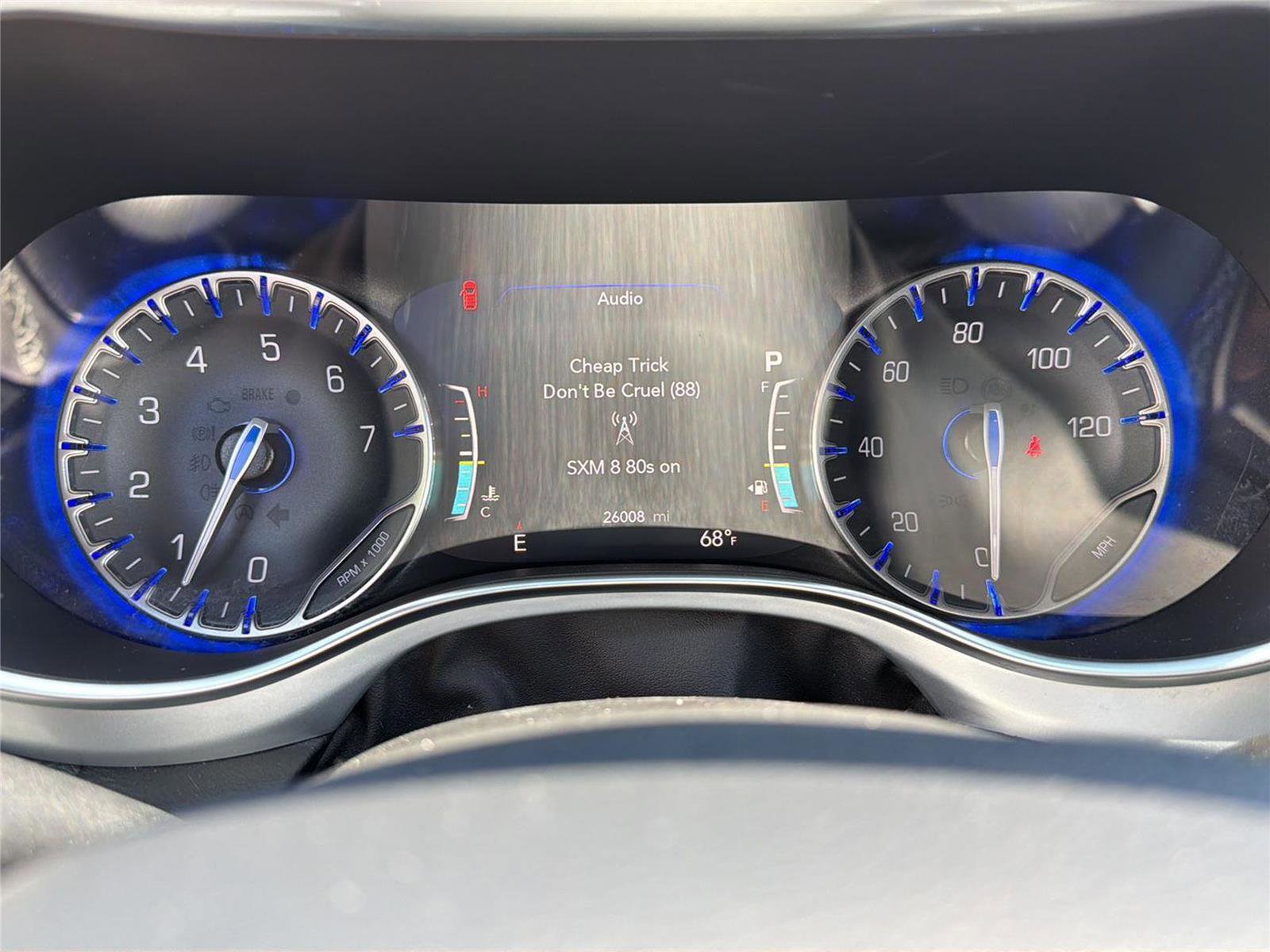 Used 2025 Chrysler Pacifica Limited FWD image 14