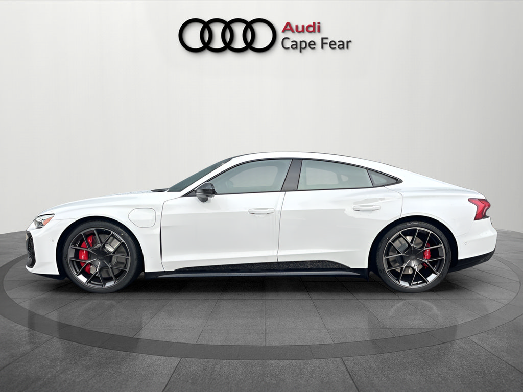 New 2026 Audi RS e-tron GT performance AWD/4WD image 2