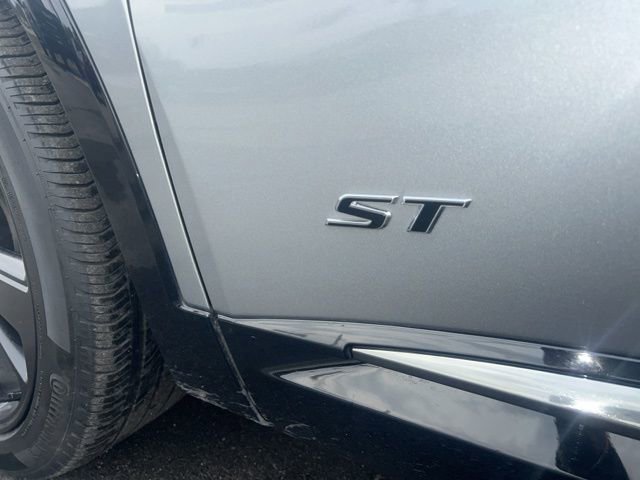 Used 2025 Buick Envision Sport Touring image 10