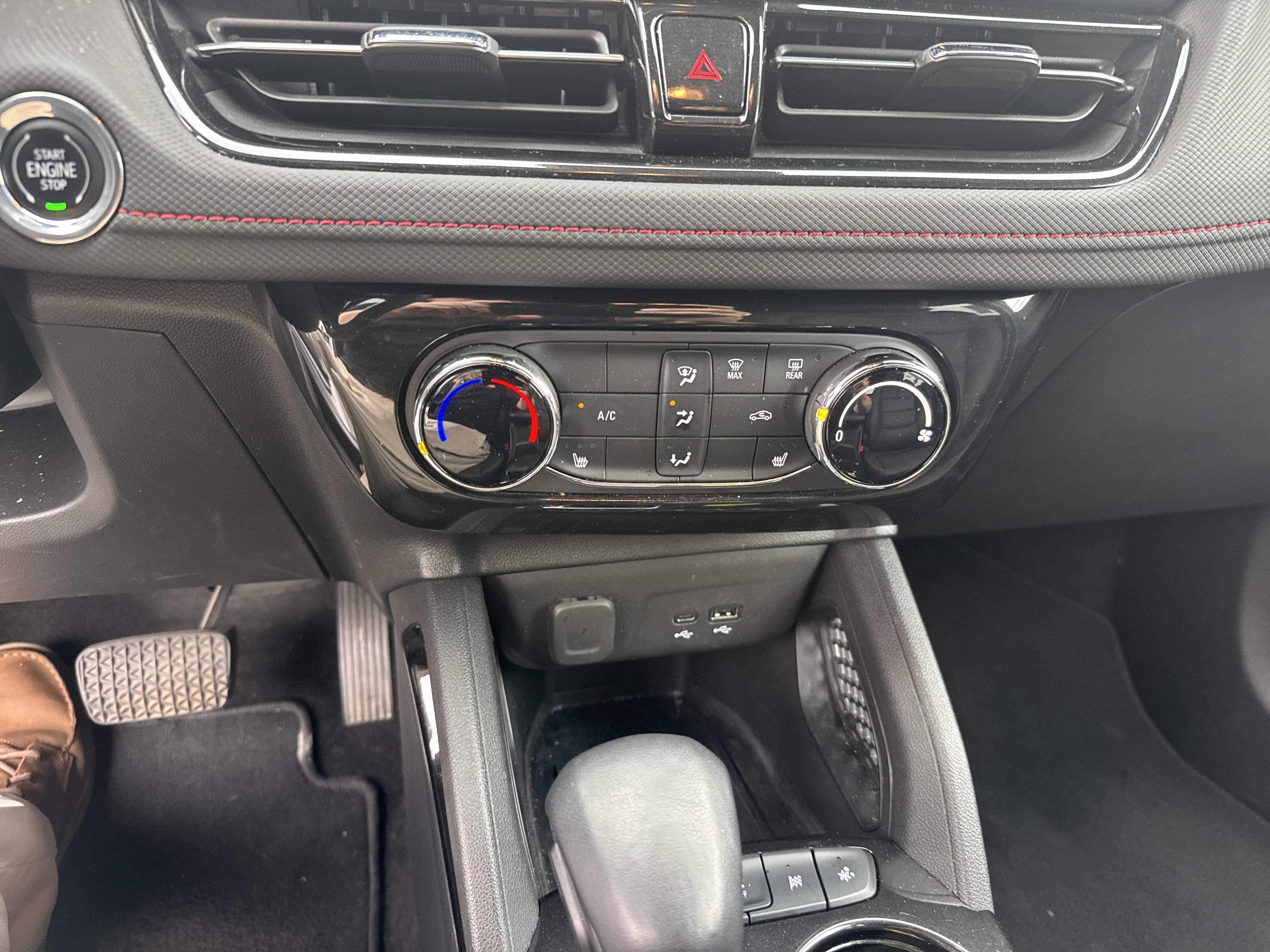 Used 2024 Chevrolet TrailBlazer RS FWD image 20
