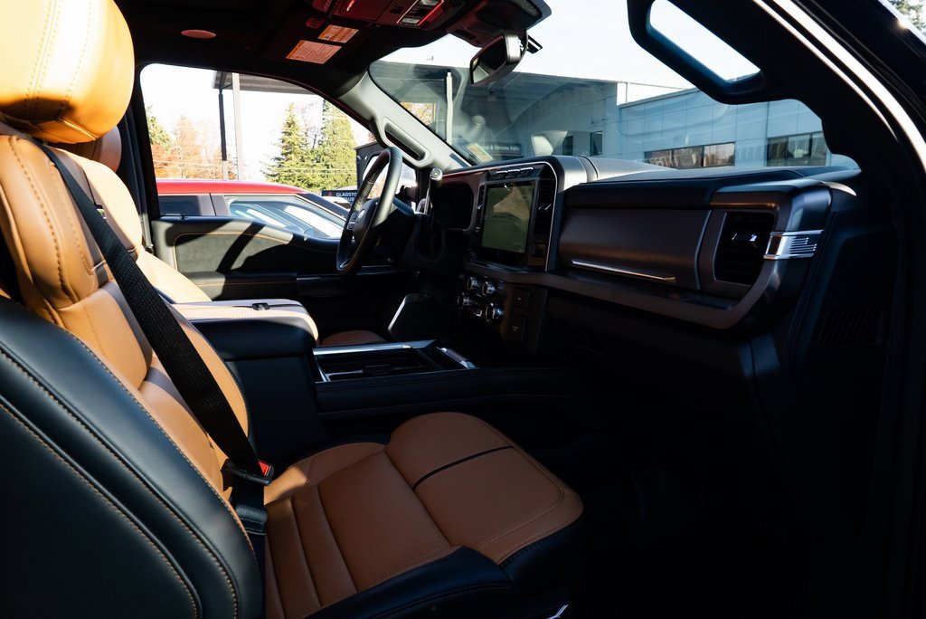 Used 2024 Ford F350 Platinum image 26