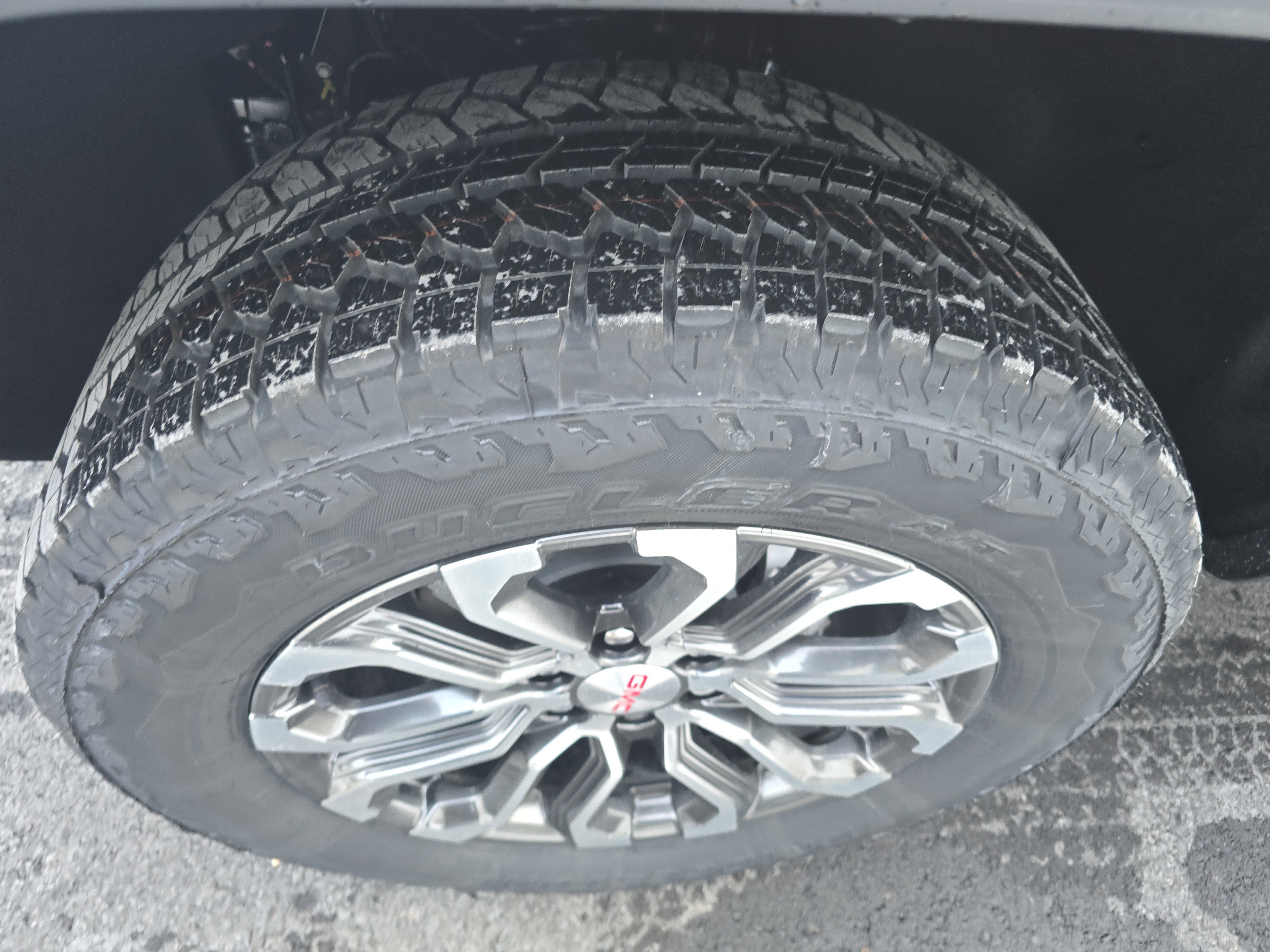 New 2026 GMC Canyon Denali image 10