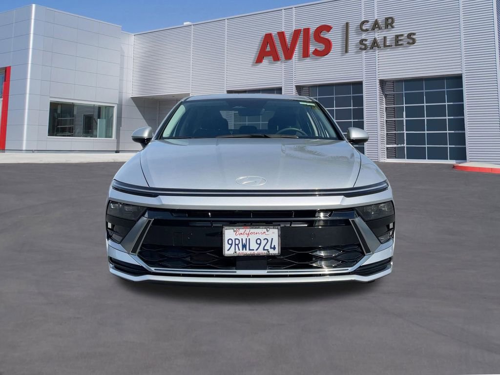 Used 2025 Hyundai Sonata SEL FWD image 2