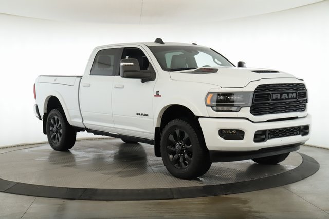 Used 2024 RAM 2500 Limited image 2