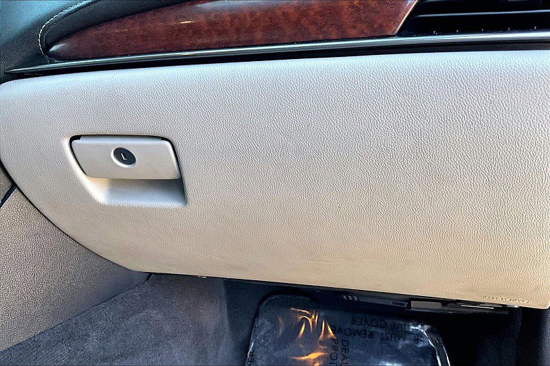 Used 2016 Cadillac ATS Premium w/ Cold Weather Package image 23