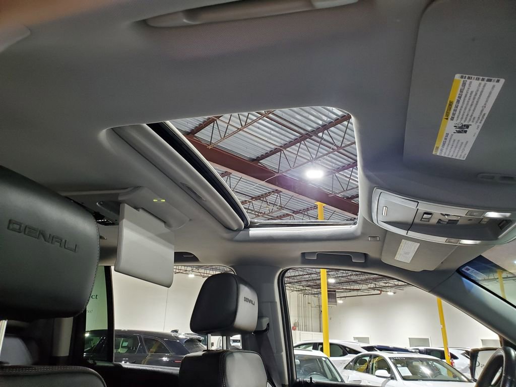 Used 2017 GMC Yukon XL Denali w/ Open Road Package image 16