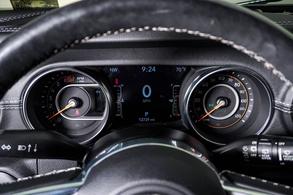 Used 2019 Jeep Wrangler Unlimited Sahara AWD/4WD image 21