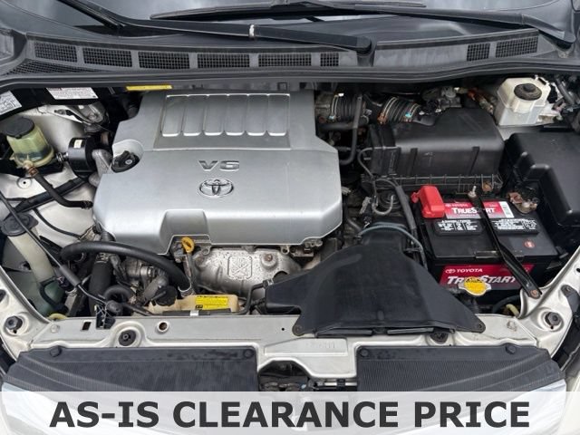 Used 2009 Toyota Sienna XLE Limited FWD image 28