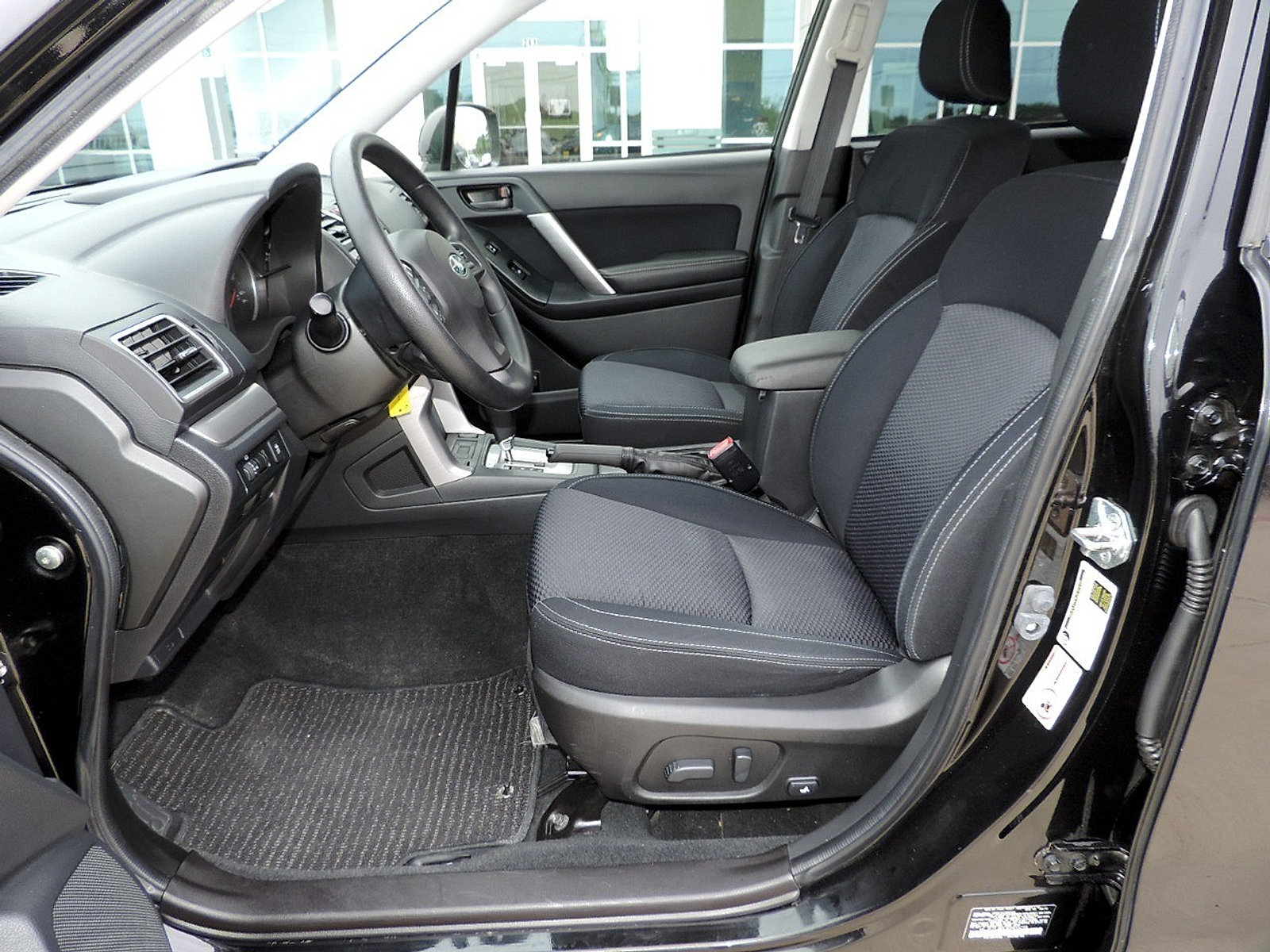 Used 2016 Subaru Forester 2.5i Premium w/ Protection Package #1 AWD/4WD image 17