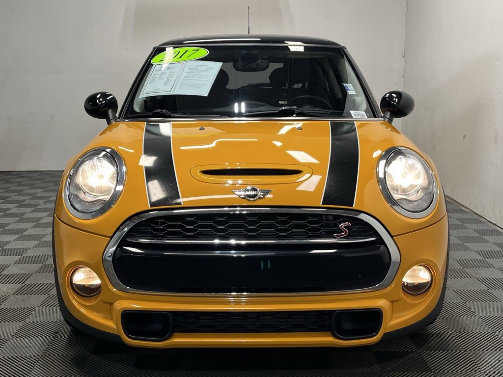 Used 2017 MINI Cooper S image 2