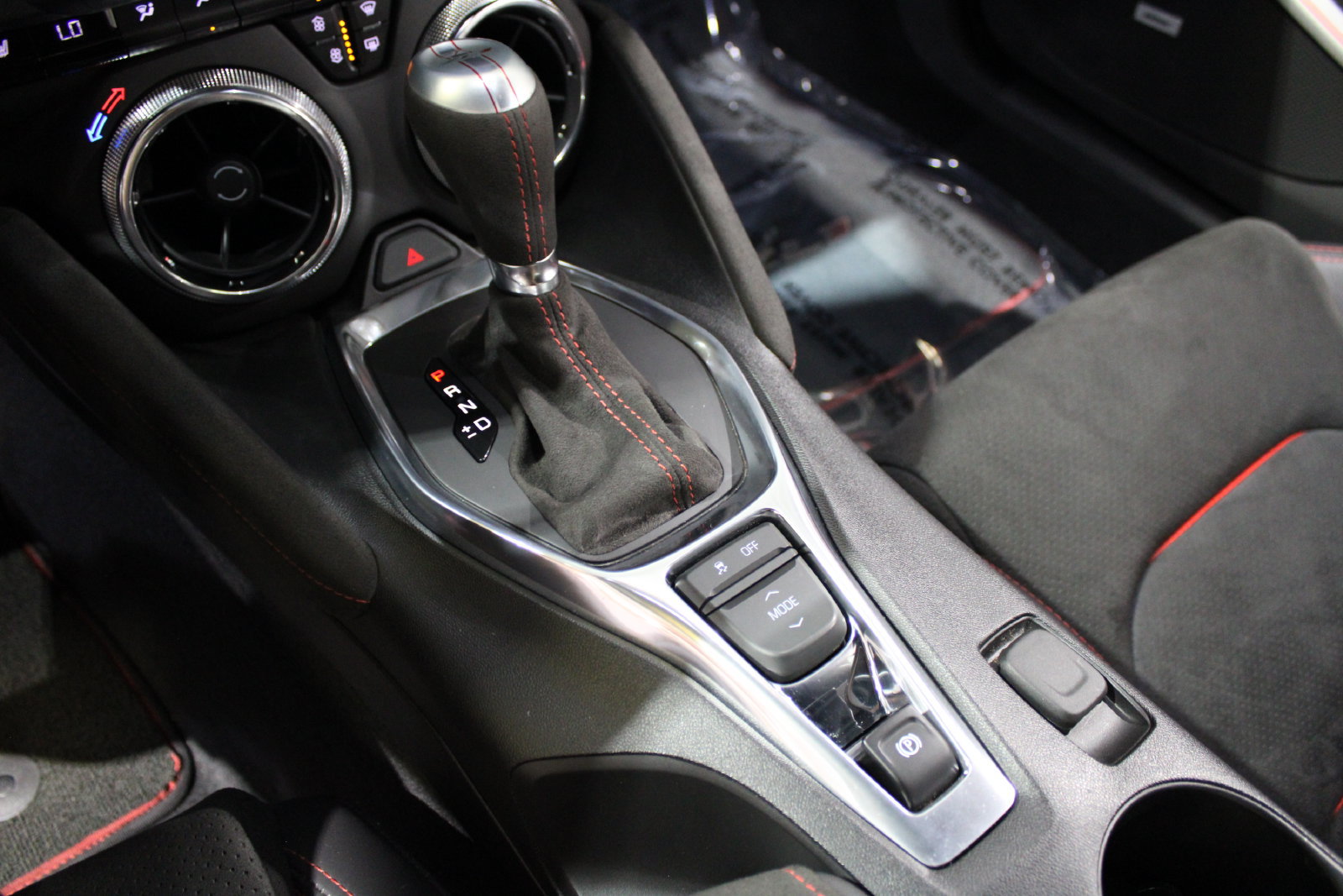 Used 2019 Chevrolet Camaro ZL1 RWD image 30