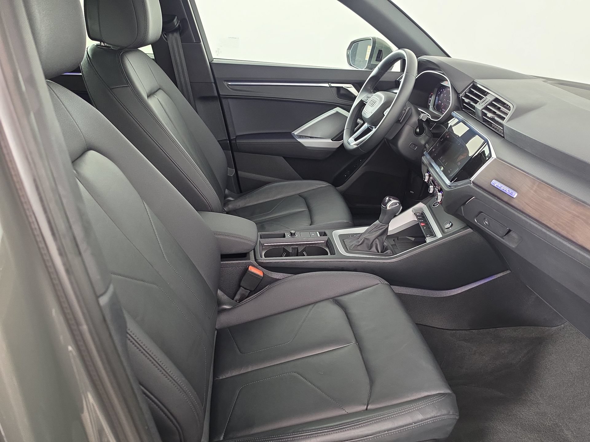 Certified 2023 Audi Q3 2.0T Premium Plus AWD/4WD image 44