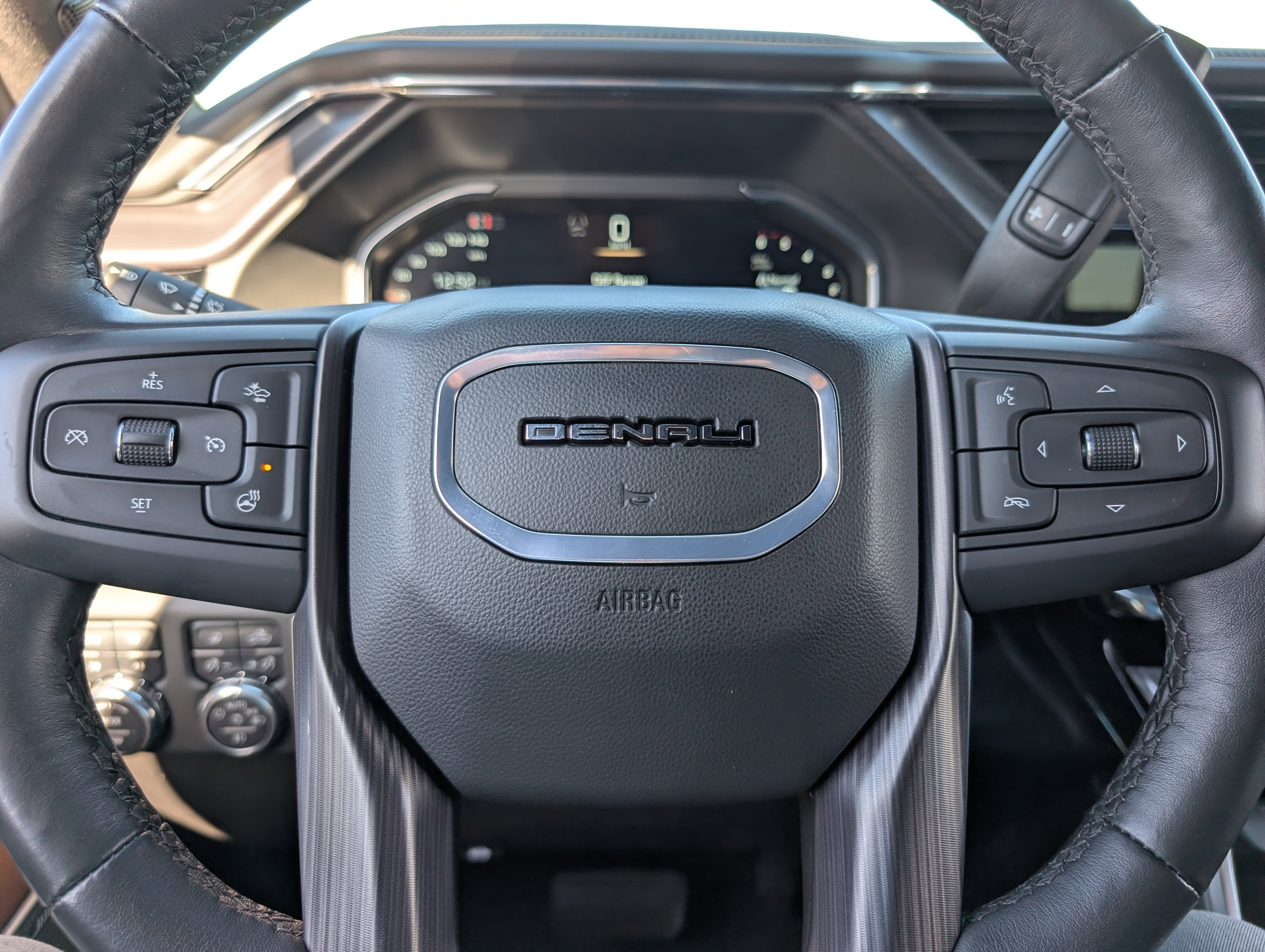 Used 2024 GMC Sierra 2500 Denali Ultimate w/ Max Trailering Package image 24