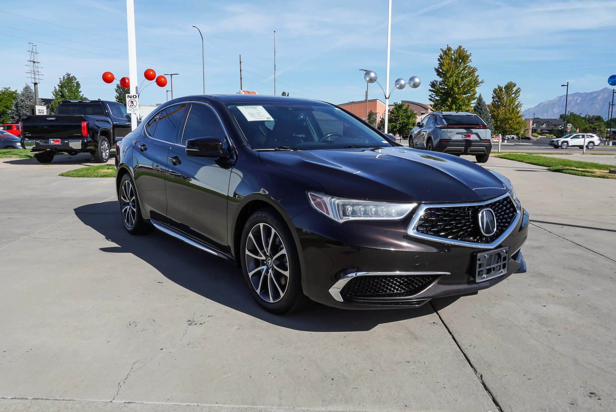 Used 2018 Acura TLX w/ Technology Package AWD/4WD image 2