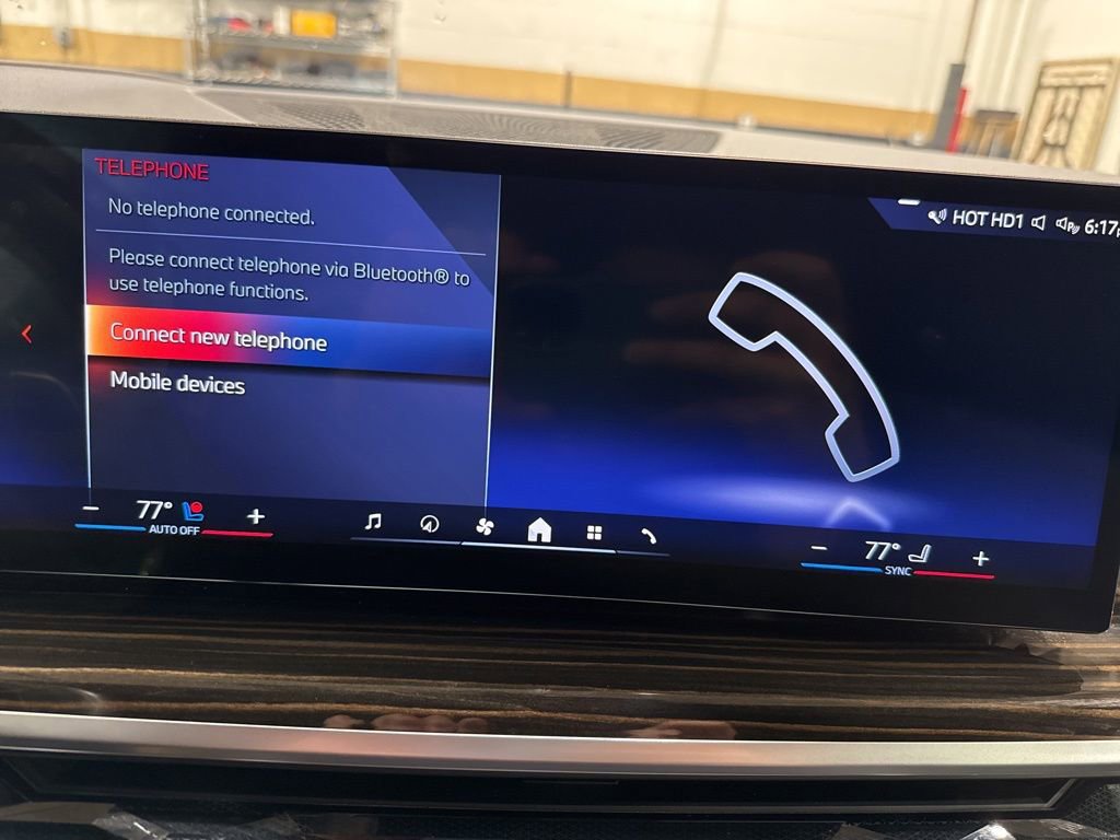 Used 2025 BMW X5 xDrive50e image 37