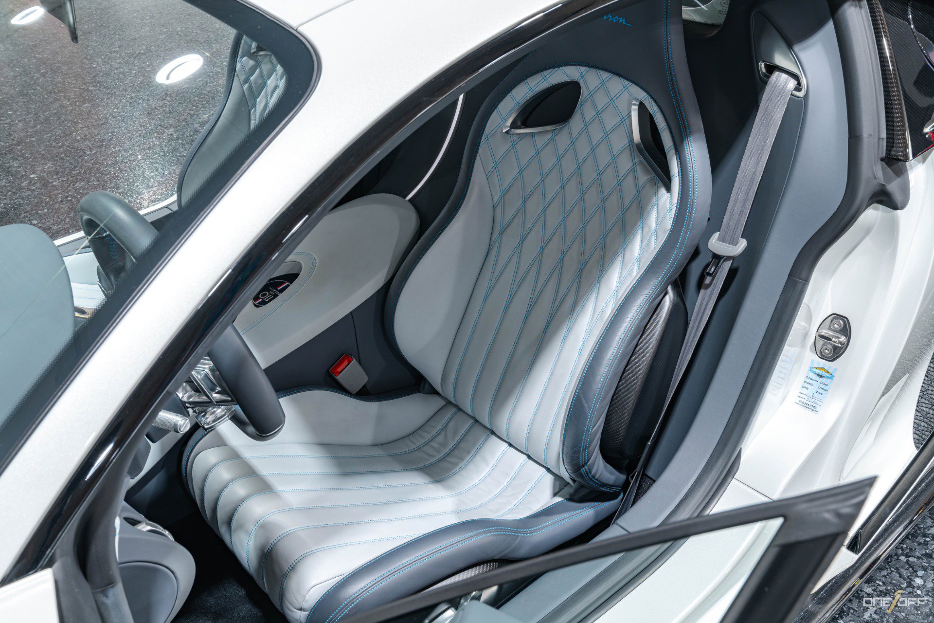 Used 2019 Bugatti Chiron image 19