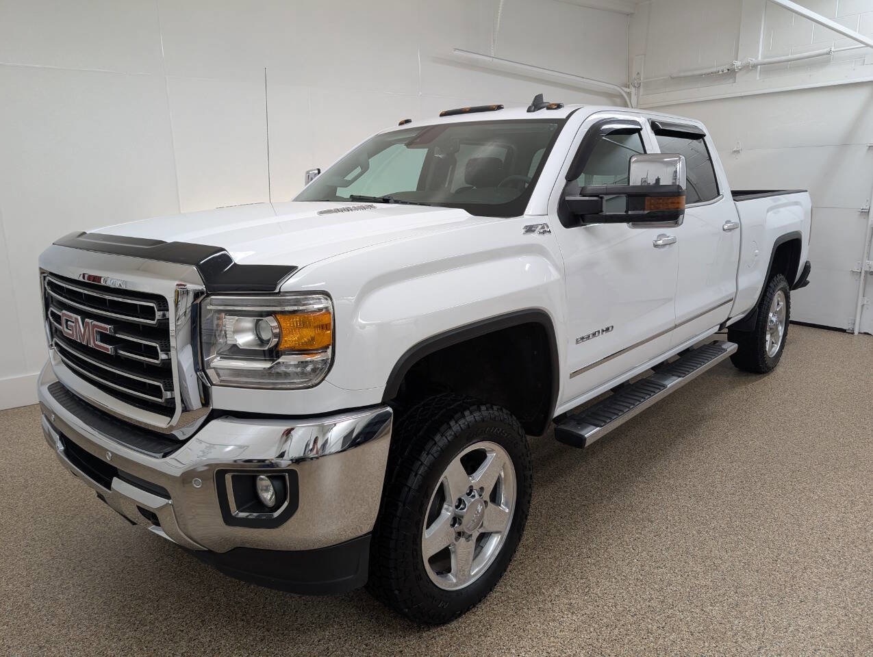Used 2016 GMC Sierra 2500 SLT image 1
