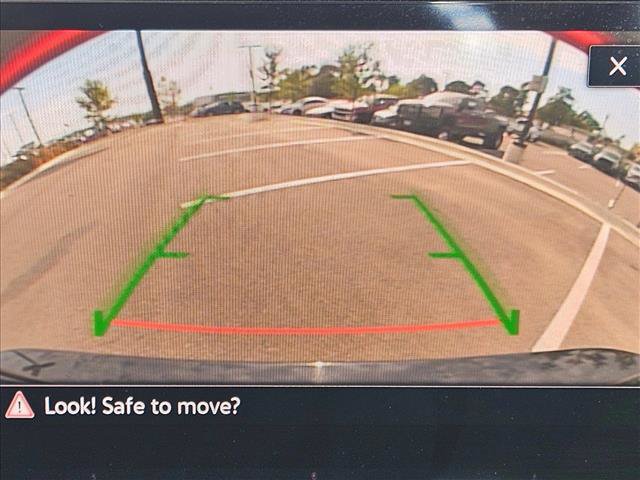 Used 2025 Volkswagen Jetta SE FWD image 13