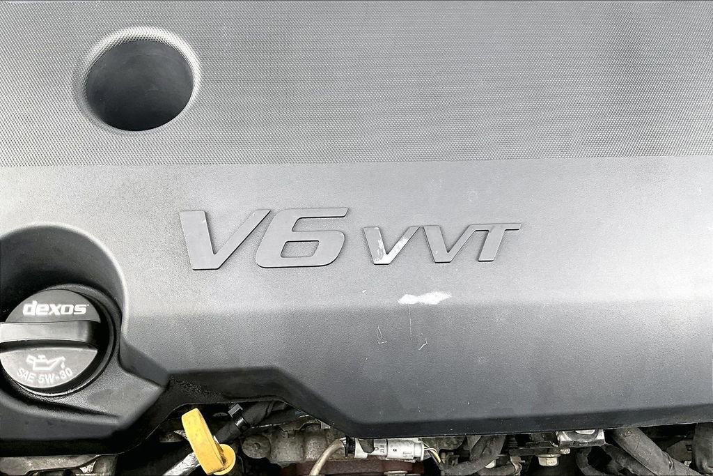 Used 2020 Buick Enclave Essence FWD image 35